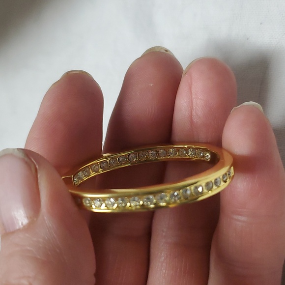 14KGP inside out hoop‎ earrings - Picture 2 of 3